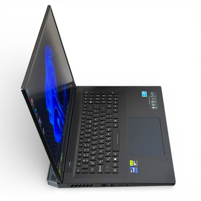 Acer Predator Helios 18 Intel Core i9-13900HX 32RAM 2TB SSD RTX 4080