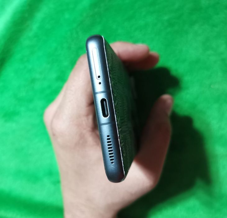 Xiaomi 12 x 8+6 gb 256 gb