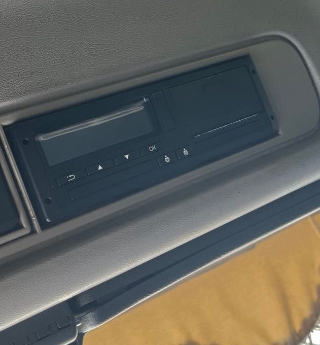 Смарт тахограф, оборудван с датчик за Volvo Euro 5, ползван 1 месец – 600 €“