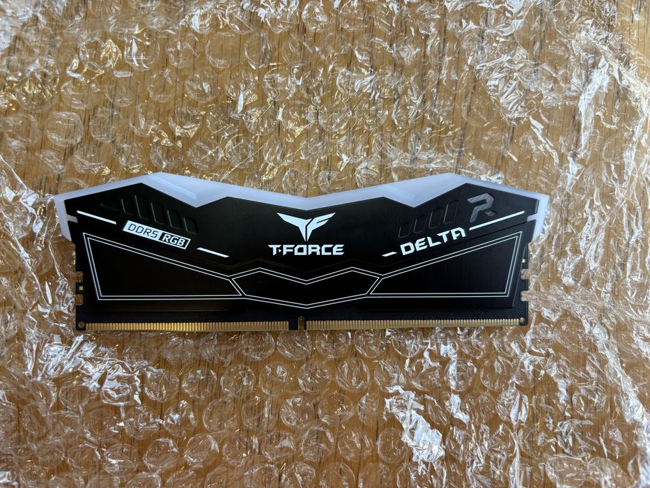 Продам DDR5 16 Gb