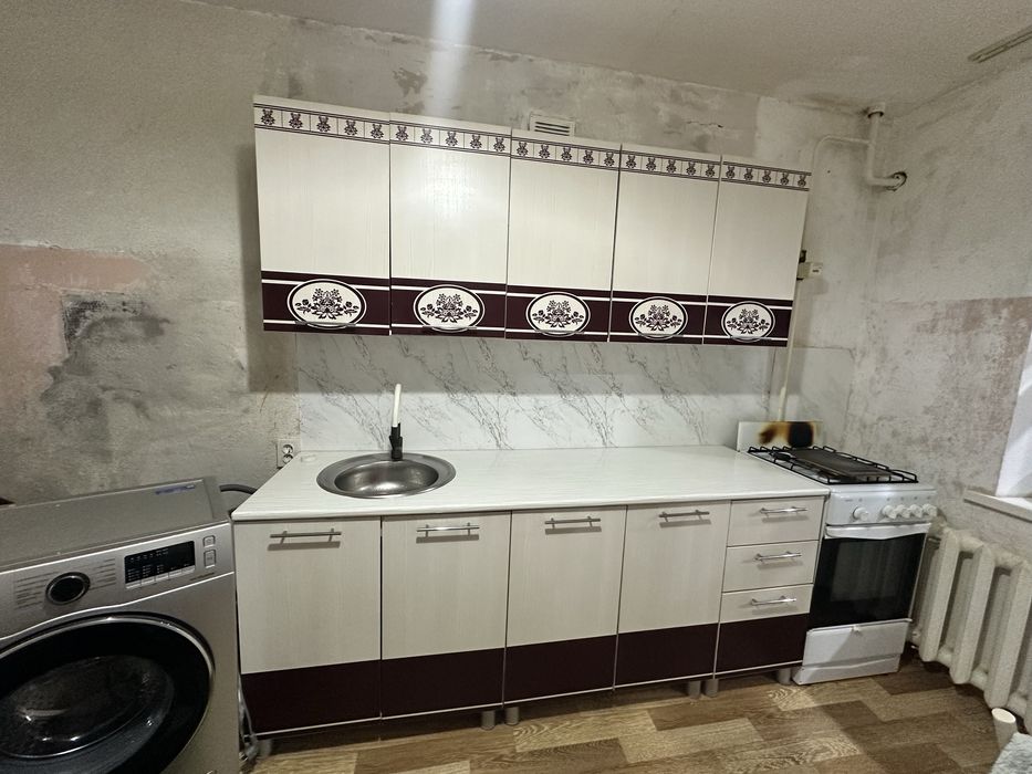 Кухонный шкаф…..