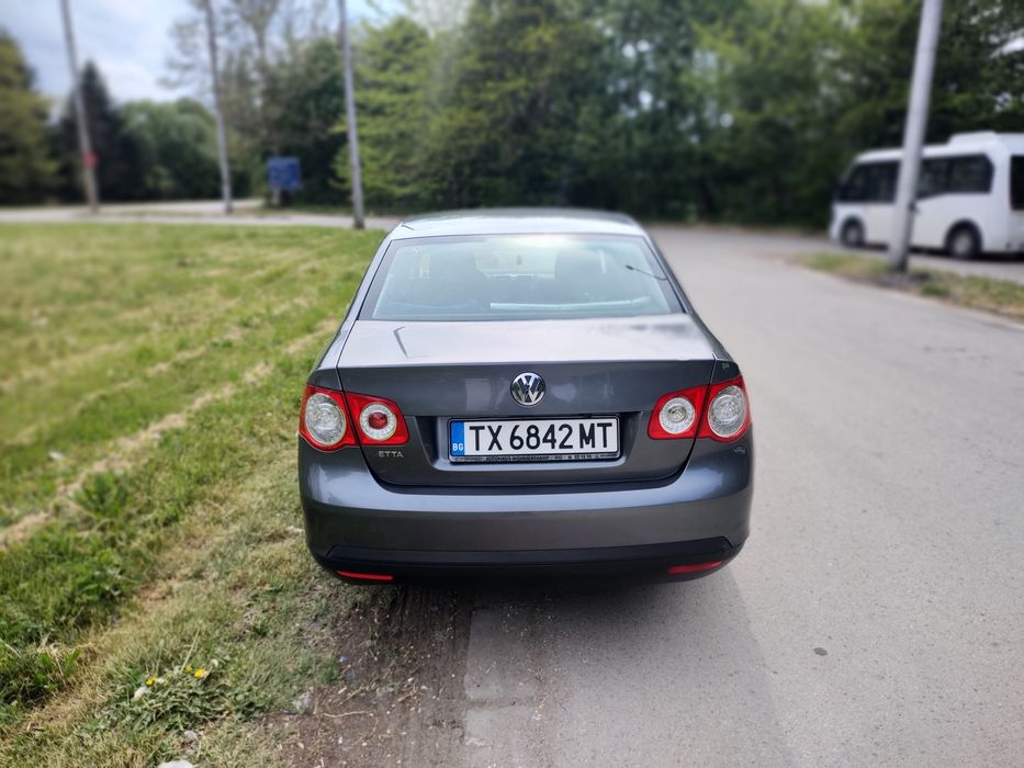 ПРОДАВА се 3700евро