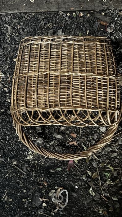 Продам корзину большую