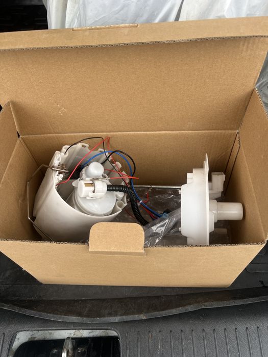 Бензонасос от Шевроле Круз 2015г