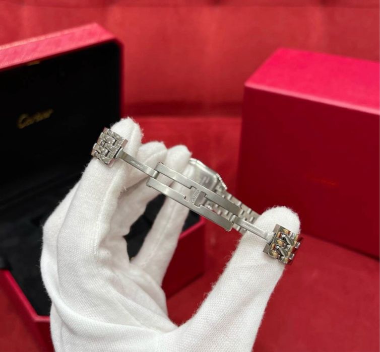 Часы cartier 1:1 размер М