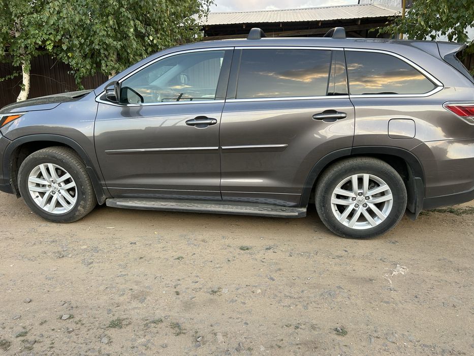 Продам тойота хайлендер