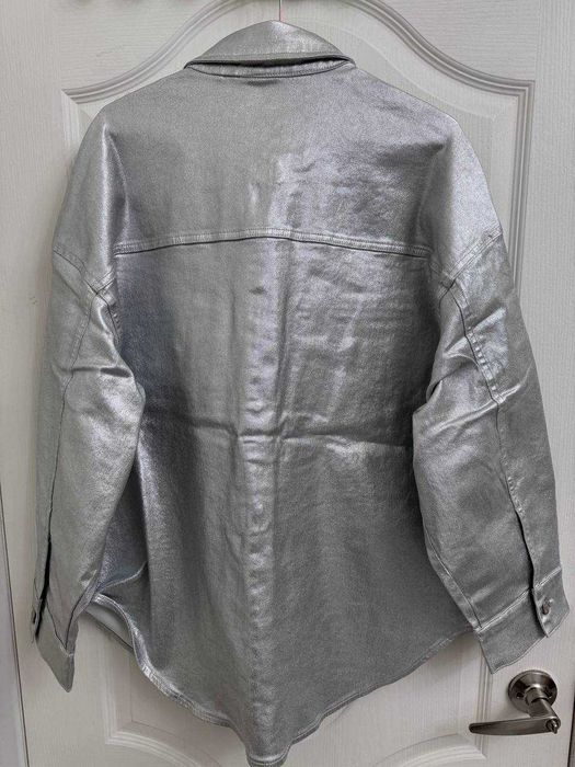 Новые джинсовые рубашки/куртки H&M,VERO MODA, размер М/XL  (50/60)