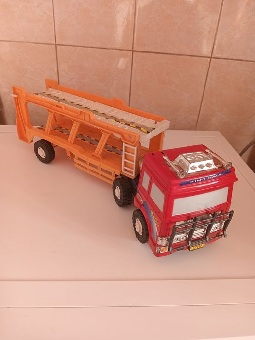 Продам  игрушку автовоз двухэтажный