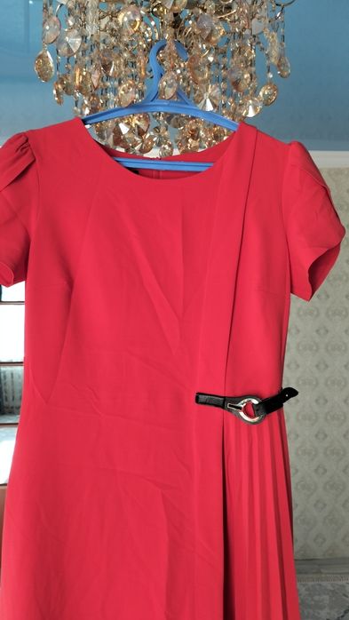 Продам вечерние платья