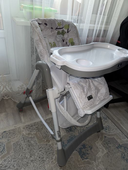 Детский стульчик для кормление