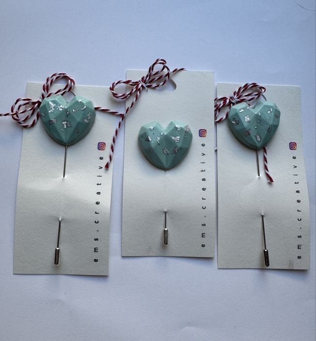 Brose martisor handmade