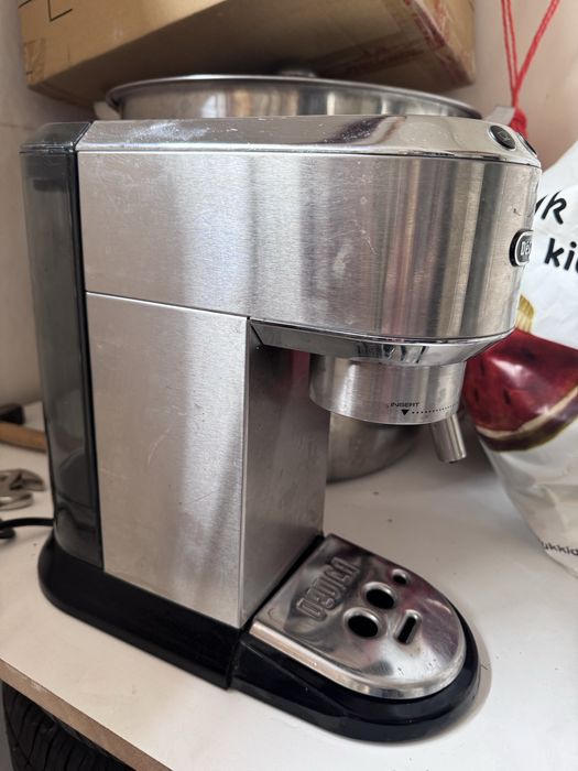 Кофемашина delonghi