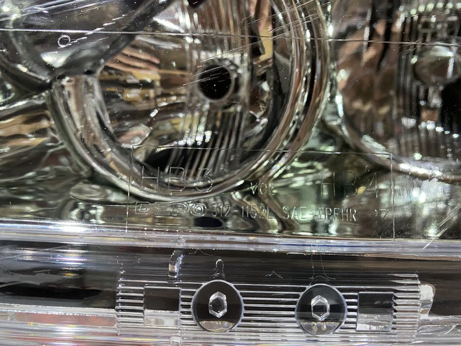 Фары на Lexus Rx300