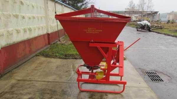 Разбрасыватель песка А-116-01