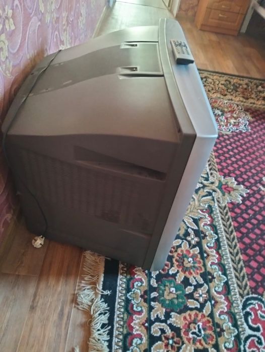 Продам телевизор!