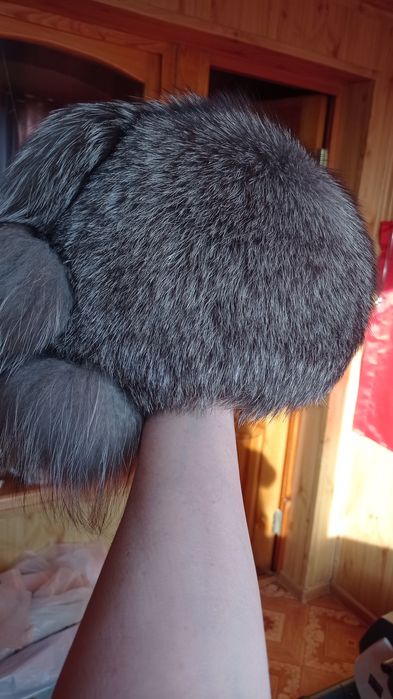 Продам шапку меховую