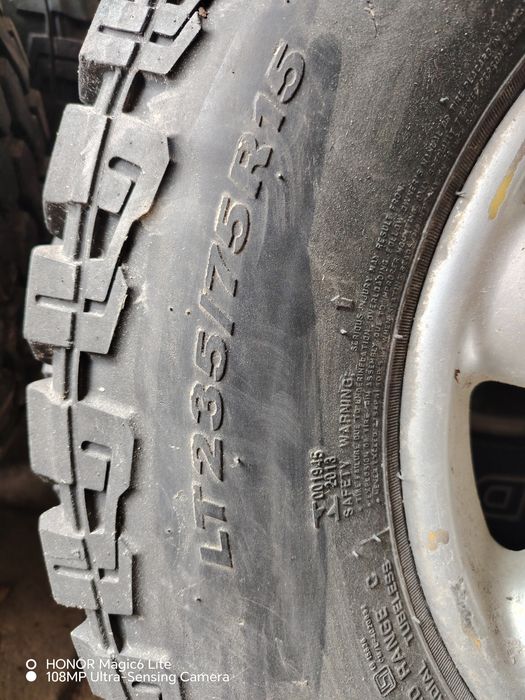 Гуми с джанти за Терано /Маверик