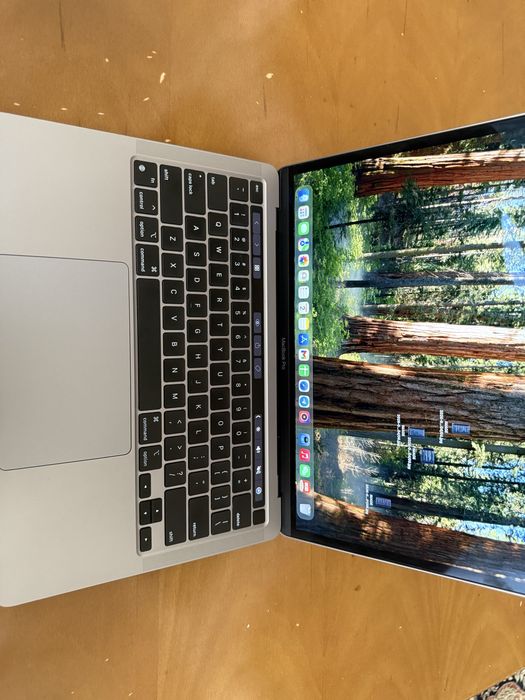 Продается macbook