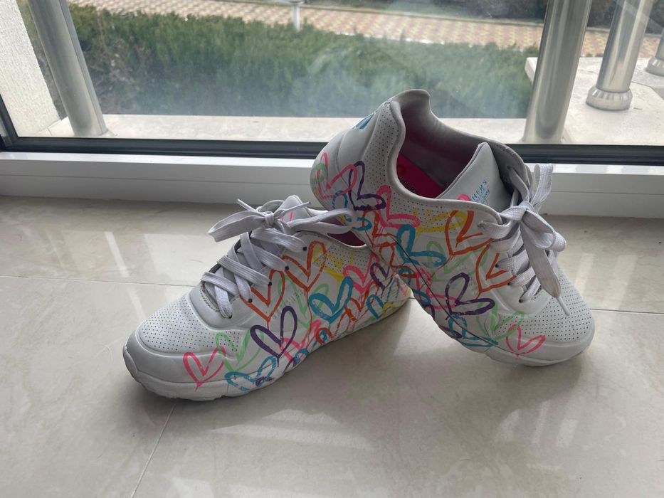 Обувки, маратонки за момиче 35 номер