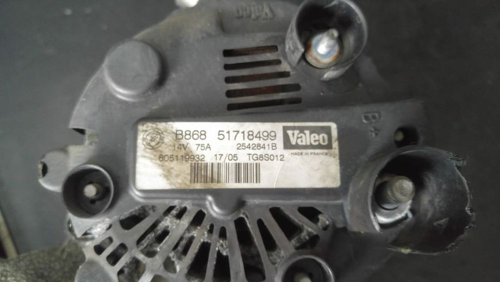 Alternator 1.3 d multijet 188a9000 fiat punto 188 51718499