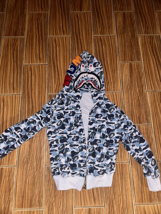 hanorac bape albastru deschis