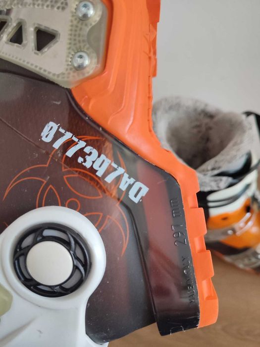 echipament ski de tura