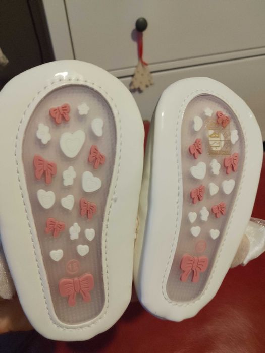 Бебешки буйки за момиче 6-12 месеца