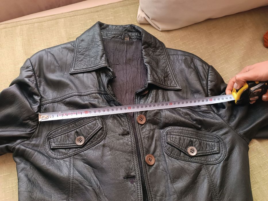 Неупотребявано дамско яке от естествена кожа (телешки бокс)