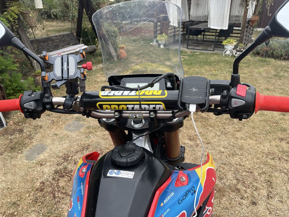 Motocicleta Honda 300 CRF