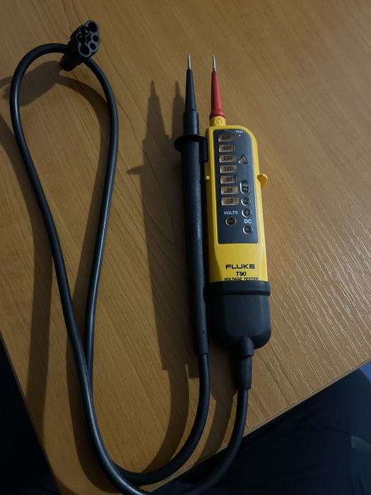 FLUKE T90 voltage tester si FLUKE  Volt Alert 1Ac-E 2