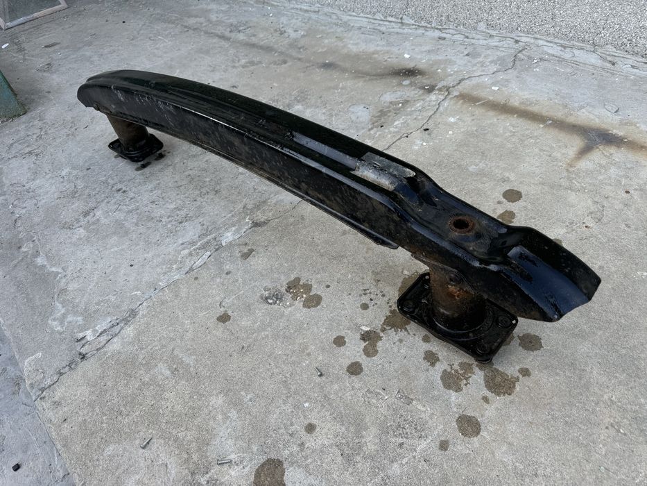 Задна греда на броня / греда задна броня Мерцедес CLS W219 05-11 год