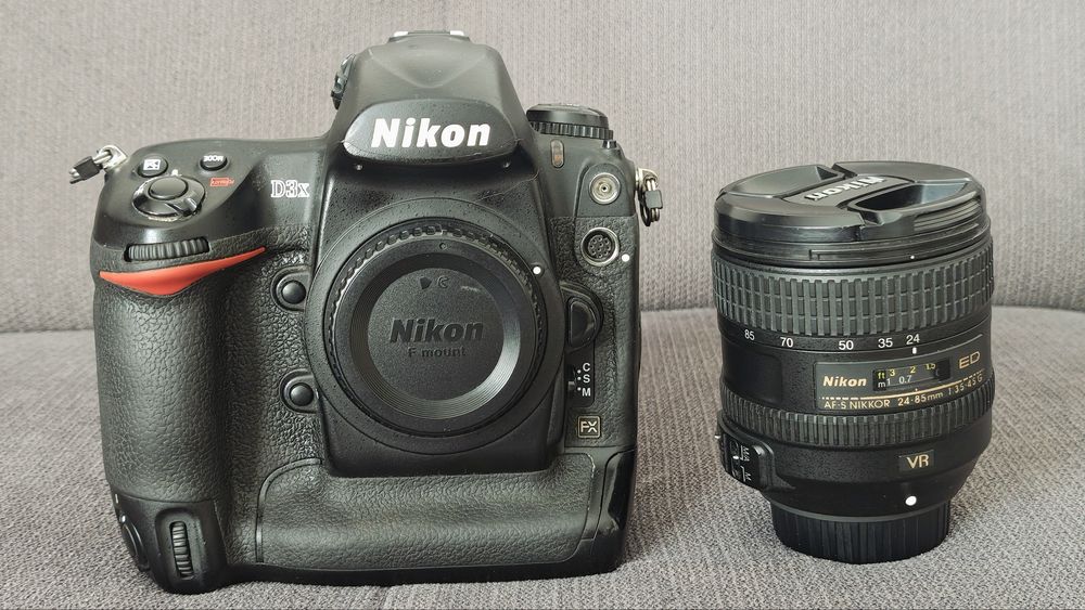 Nikon D3x+obiectiv 24-85 vr