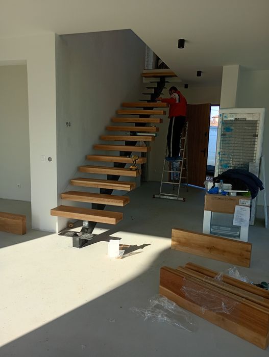 Плотове, стъпала , порти от масив.