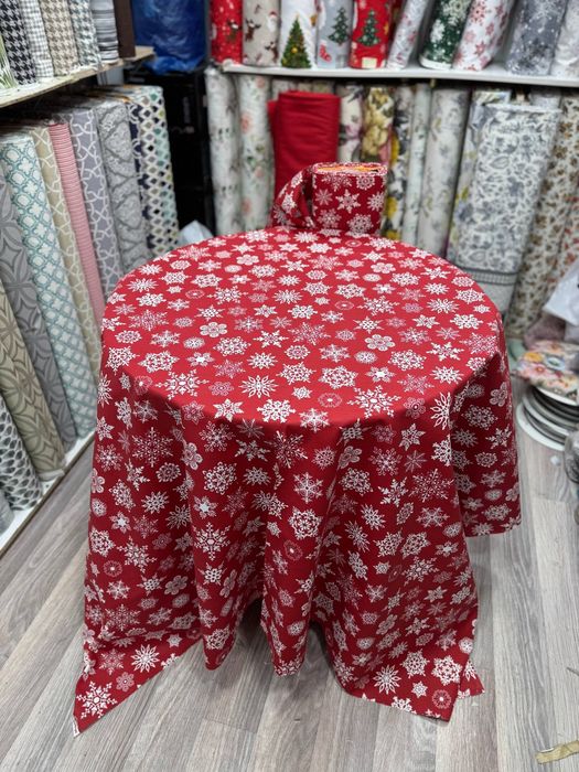 Новогодняя скатерть метражная