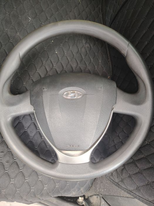 Продам руль гранта, приора, калина