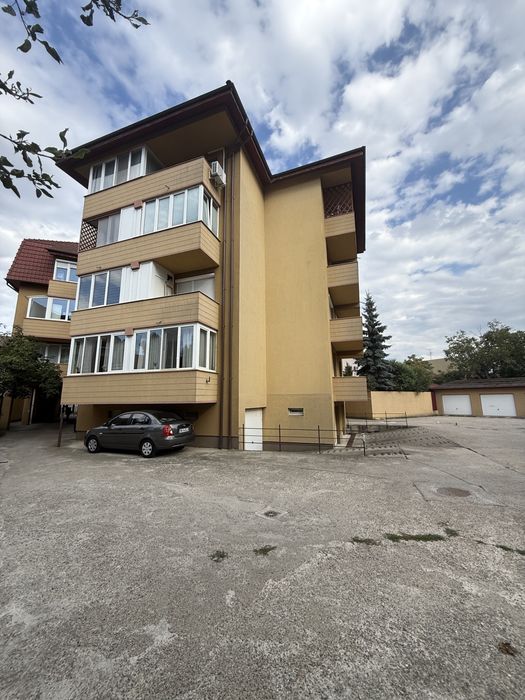 Ofer spre vânzare Apartament 2 camere , Bloc nou , Zona piața mică , Etaj 2
