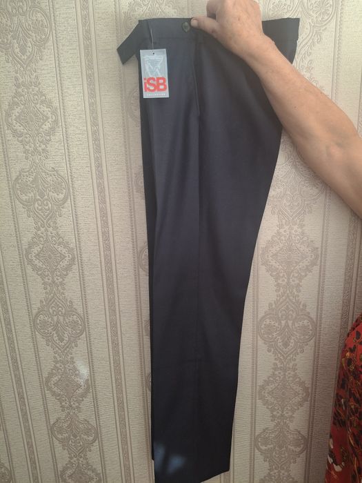 Школьные брюки на мальчика.