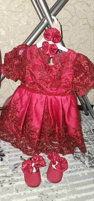 Продам платье детское