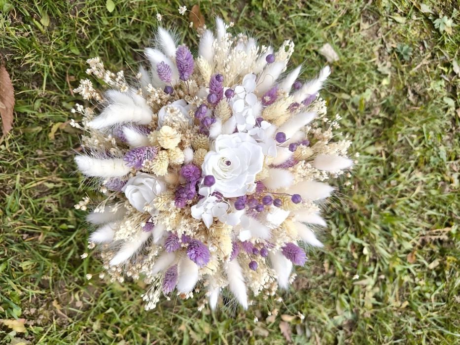 Buchet mireasa ,buchete nașe ,cocarde