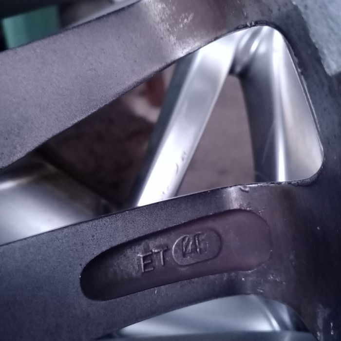 Диски с шынами на BMW E34