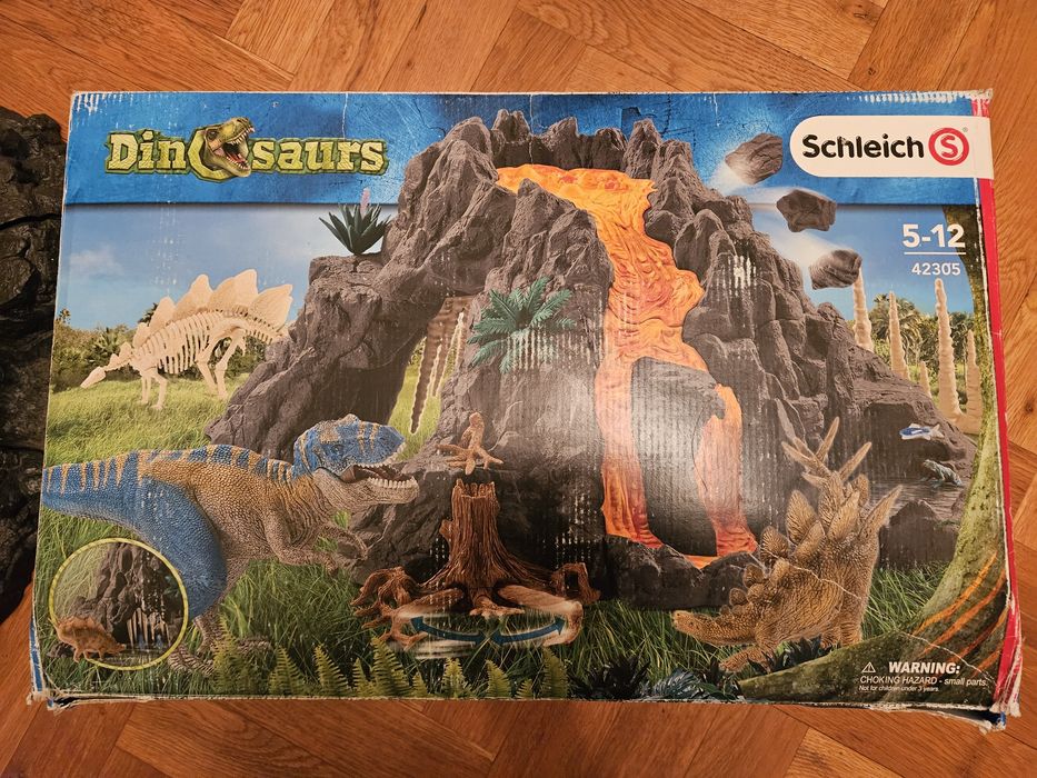 Вулкан и динозаври Schleich с подарък