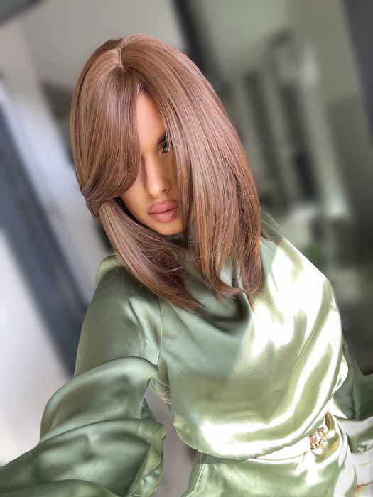 Peruca scurta saten natural