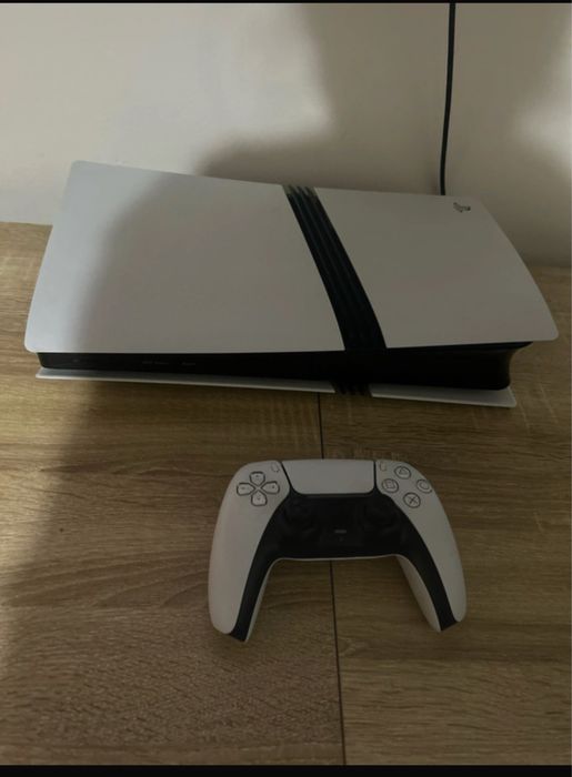 PS 5 PRO, 2 TB , 3900, NEGOCIABIL!