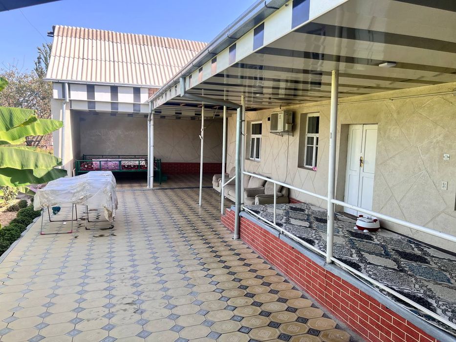 СРОЧНО!! Uy sotiladi Chinoz Paxta mosti M39 kotta yoldan 1 km kirganda