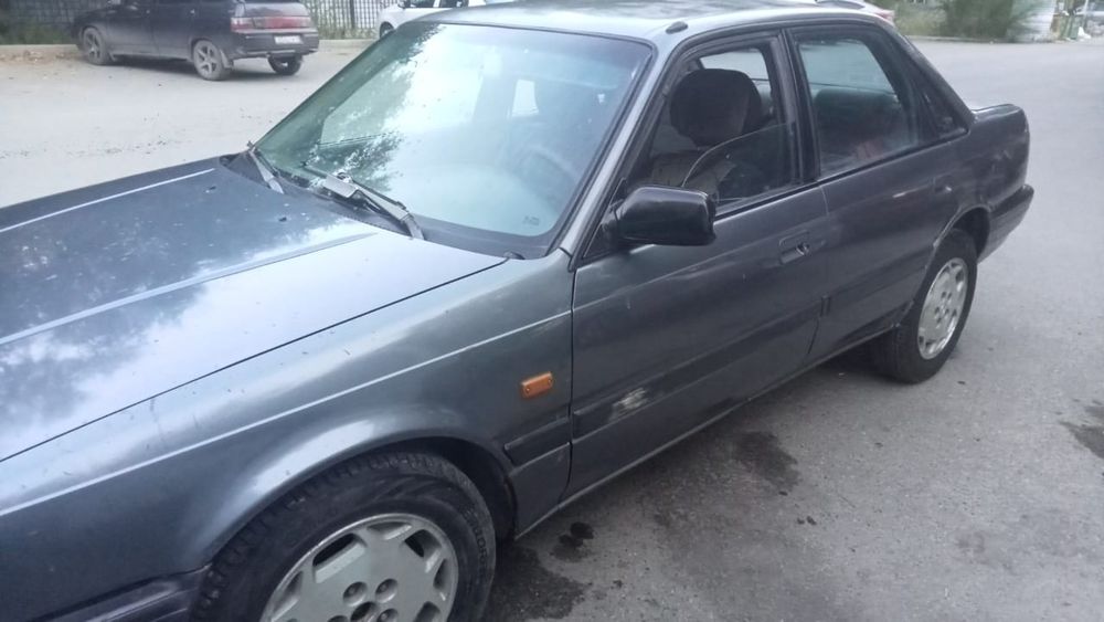 Срочно продам Мазду 626