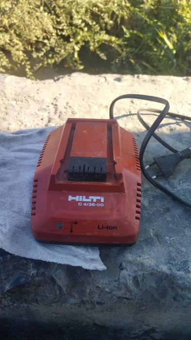 Гайкаверт зарядное устройство  аккумлятор Hilti