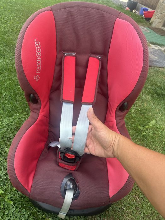 Детско столче за кола 9-18 кг. Maxi-cosi