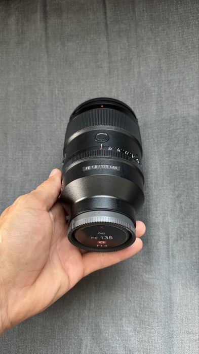 Обектив Sony FE 135mm F/1.8 GM