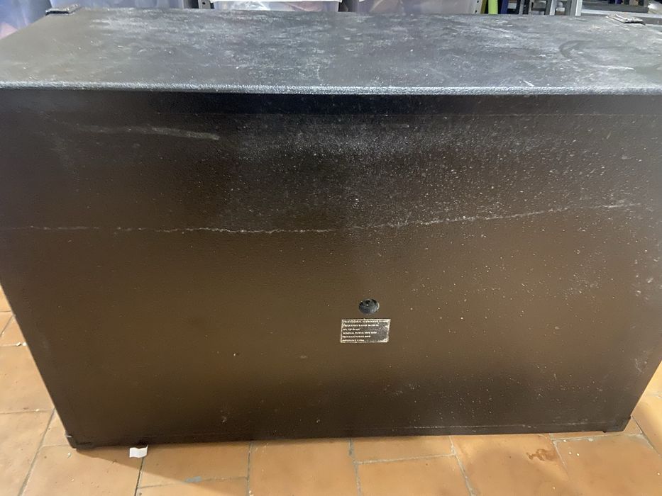 Продам саб  в рабочем состоянии.