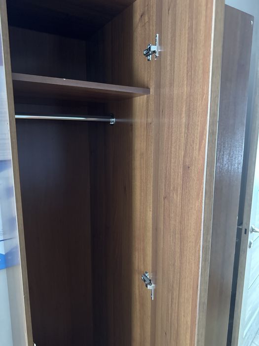 Продам шкаф для одежды